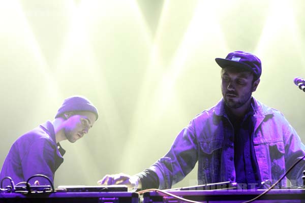 JOHN TALABOT - 2012-12-18 - PARIS - CentQuatre - Nef Curial - Oriol Riverola